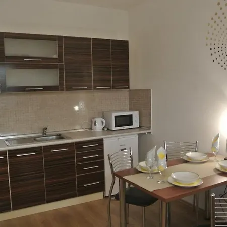 아파트 Apartman Panorama